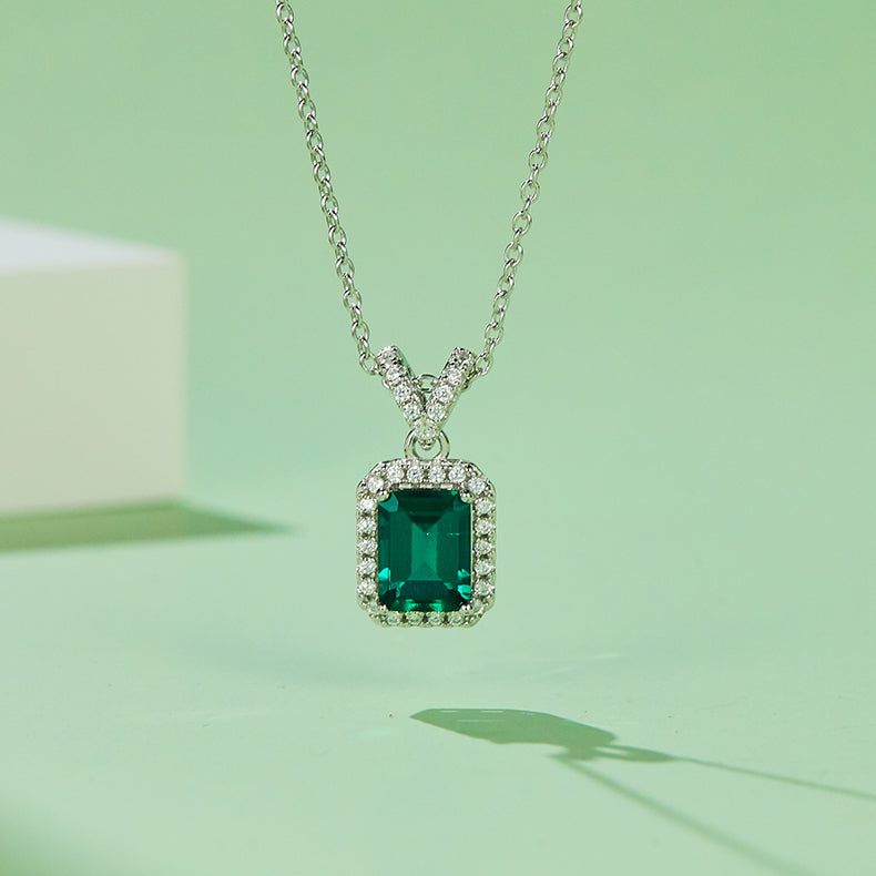 S925 Sterling Silver Emerald Cut Lab-Grown Emerald Pendant Necklace, Halo Setting, Platinum Plated 1.2g, Women's Jewelry Gift Box