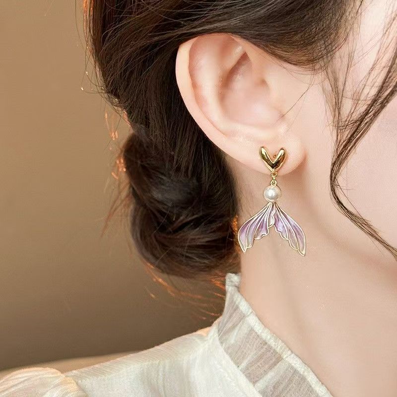 2026 New Bestseller Gradient Mermaid Tail Earrings, Premium Pearl Stud Earrings, Niche Unique Elegant Exquisite Women's Ear Jewelry
