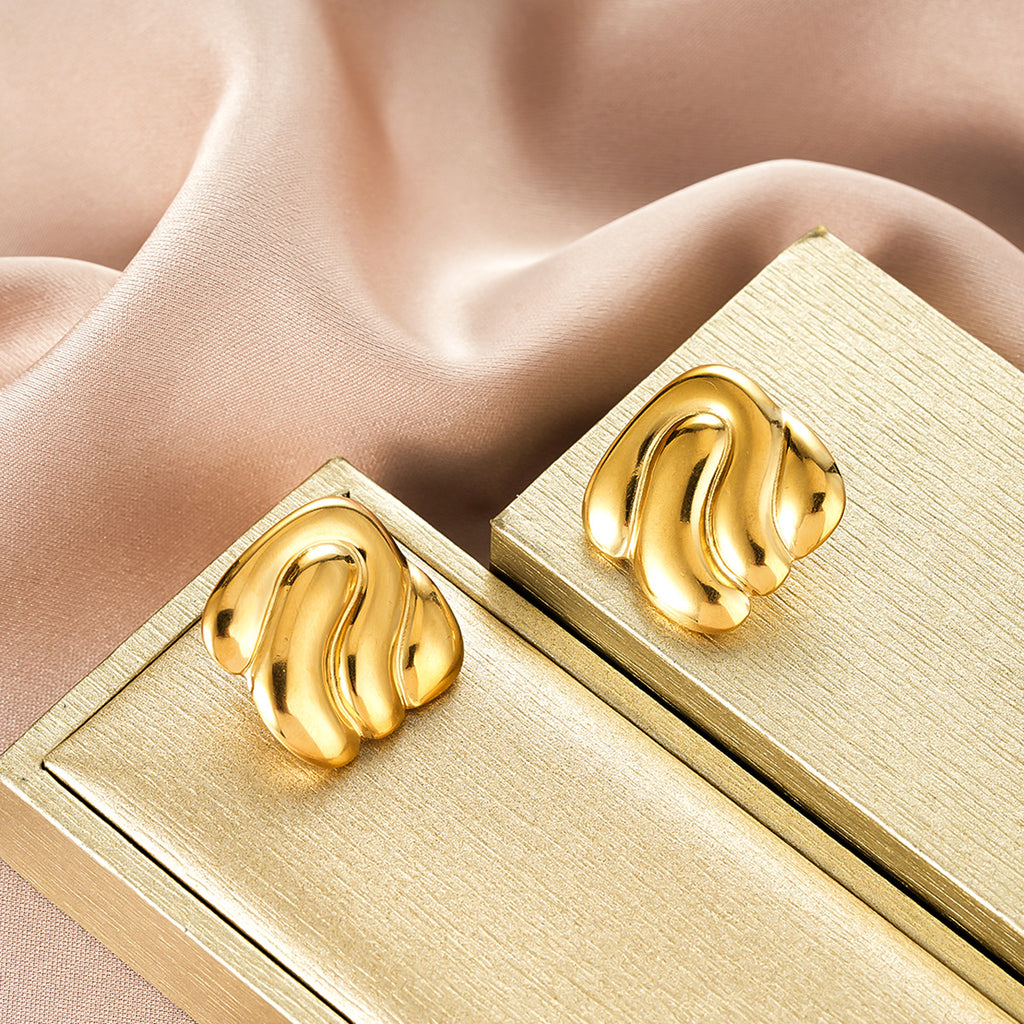 Women INS Casual Petal Stainless Steel Earrings, Rotatable Leaf 18K Gold Plated Titanium Steel Versatile Elegant Studs