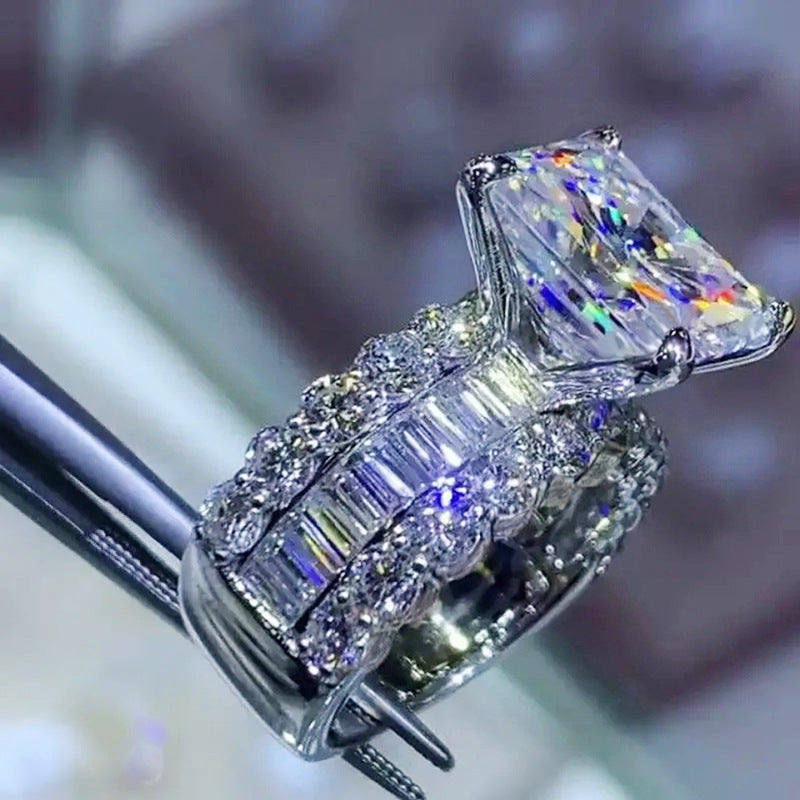 Affordable Luxury Style High-grade Ring