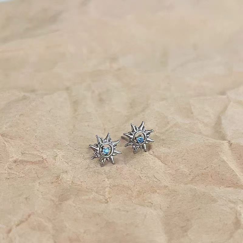 Sun Stud Earrings With S925 Silver Needle, Minimal Trendy Zircon Earrings For Men & Women, Popular Hypoallergenic Ear Jewelry