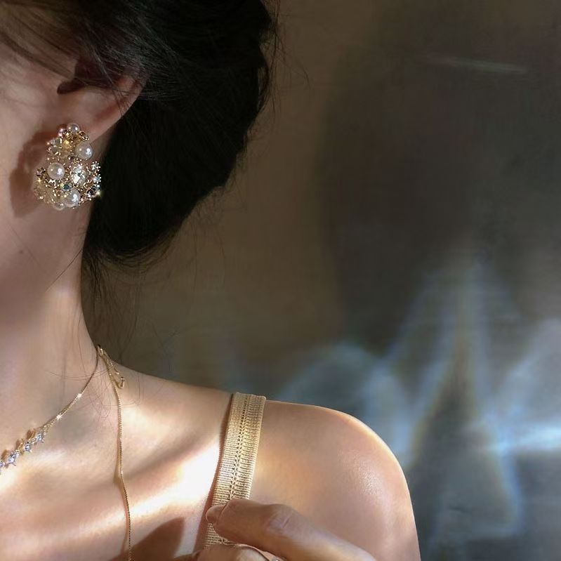 New Floral Pearl Earrings, High-End Elegant Internet Celebrity Studs, Korean Silver Needle Fashion Ear Jewelry For Women