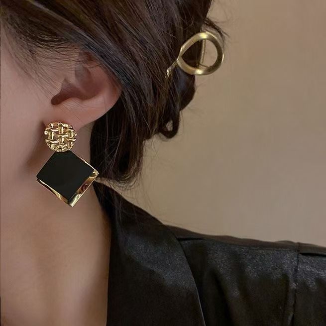 2026 New Bestseller Unique Black Geometric Earrings For Women, Elegant Light Luxury High-End Retro Exaggerated Statement Stud Jewelry