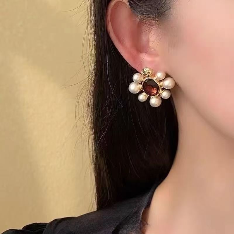 Vintage Retro Gold Elegant Earrings, Classic Pearl  Style Studs, Chic French All-Match Fashion Jewelry For Women