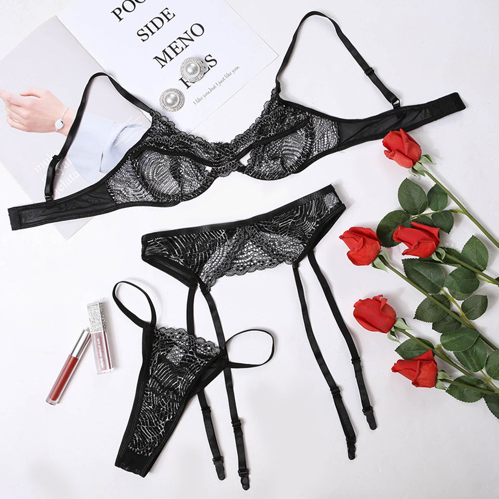 Women's Lace Hollow Underwear Three-piece Suit