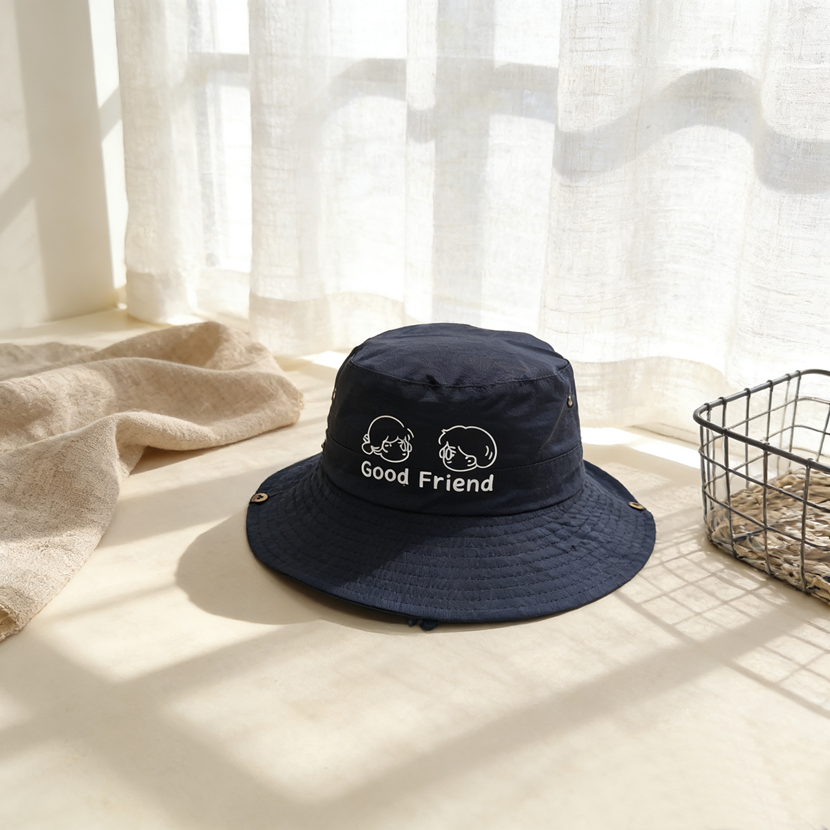 Solid-color Children's English Cartoon Character Embroidered Adjustable Simple And Sweet Fisherman Hat, Suitable For Outdoor Travel And Shopping.