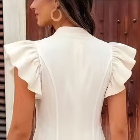 New French-style Fitted-waist Summer Dress With Puff Sleeves And A V-neck