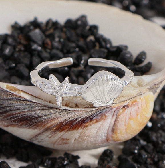 Y2K Silver Auditorium Relief Ring
