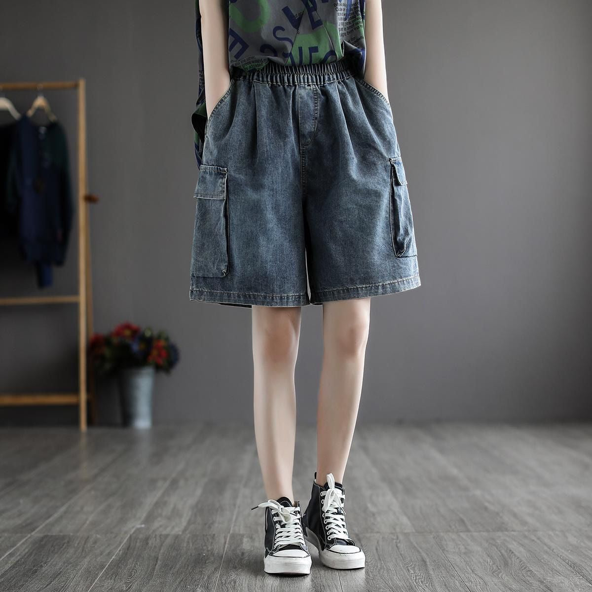 SpringSummer Plus-Size Denim Shorts For Curvy Women