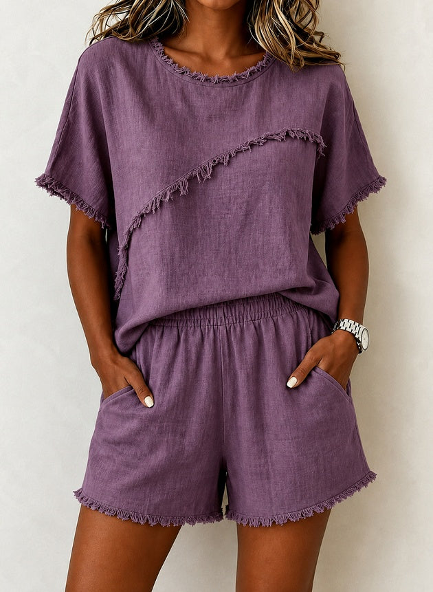 Loose And Casual T-shirt And Shorts