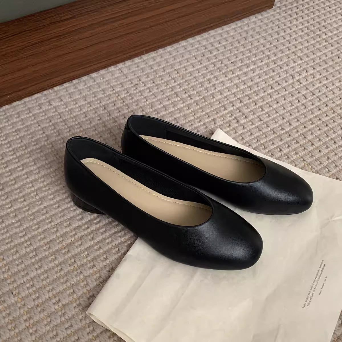 Womens Low-cut Heel-pressed Genuine Leather High Heels
