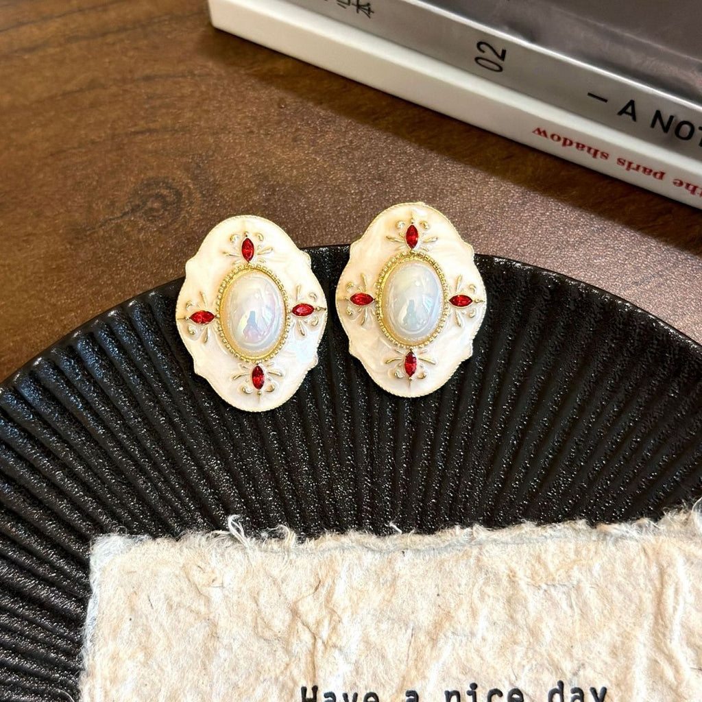 2026 New Retro Style Stud Earrings, Elegant Minimalist All-Match Light Luxury Geometric Enamel Drip Glaze Ear Jewelry Wholesale
