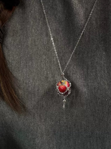 Affordable Luxury High End Clavicle Chainedgy