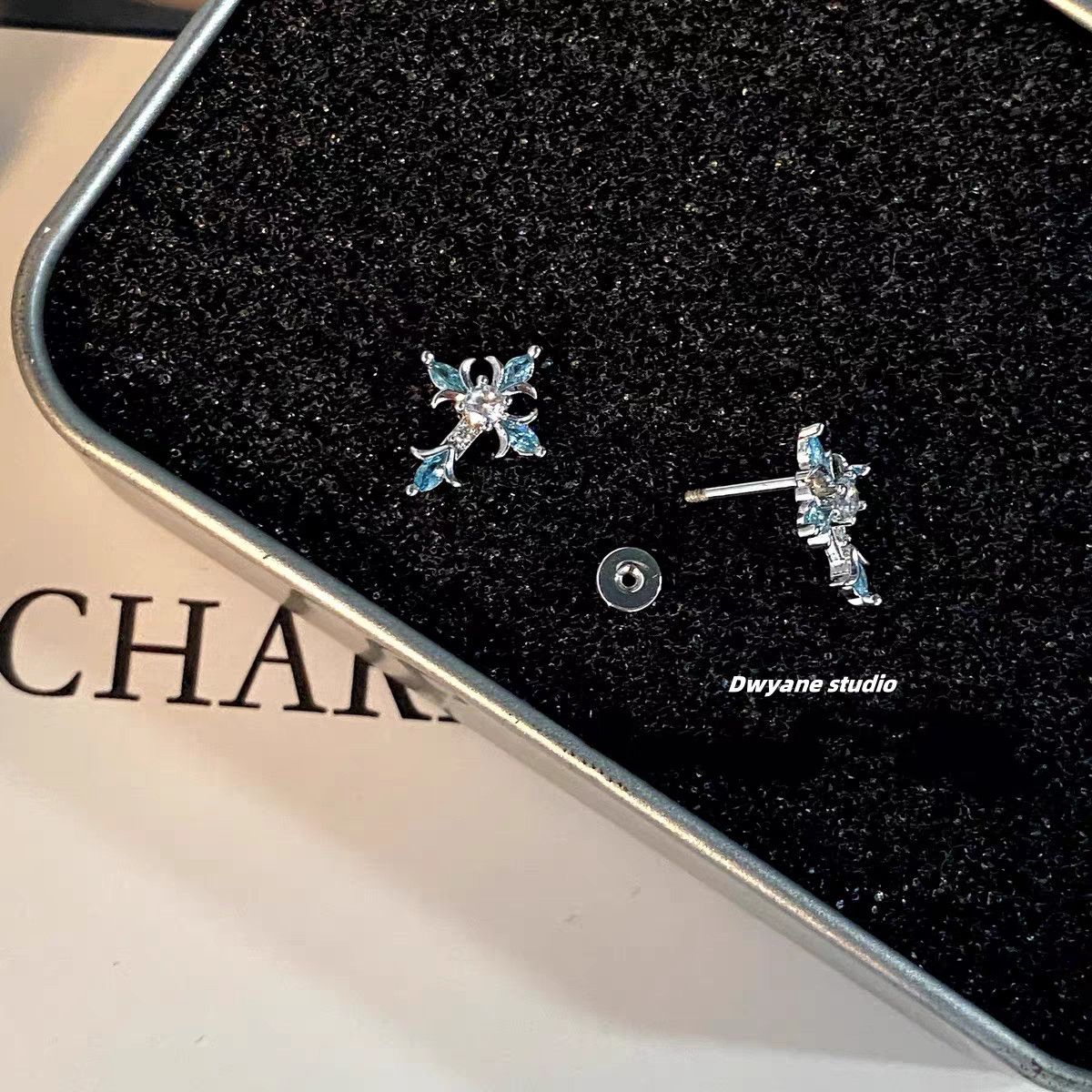 Sparkling Royal Blue Rhinestone Baroque Iris Cross Stud Earrings, Screw Back Cartilage & Helix Piercing Jewelry, Niche Unique Earrings