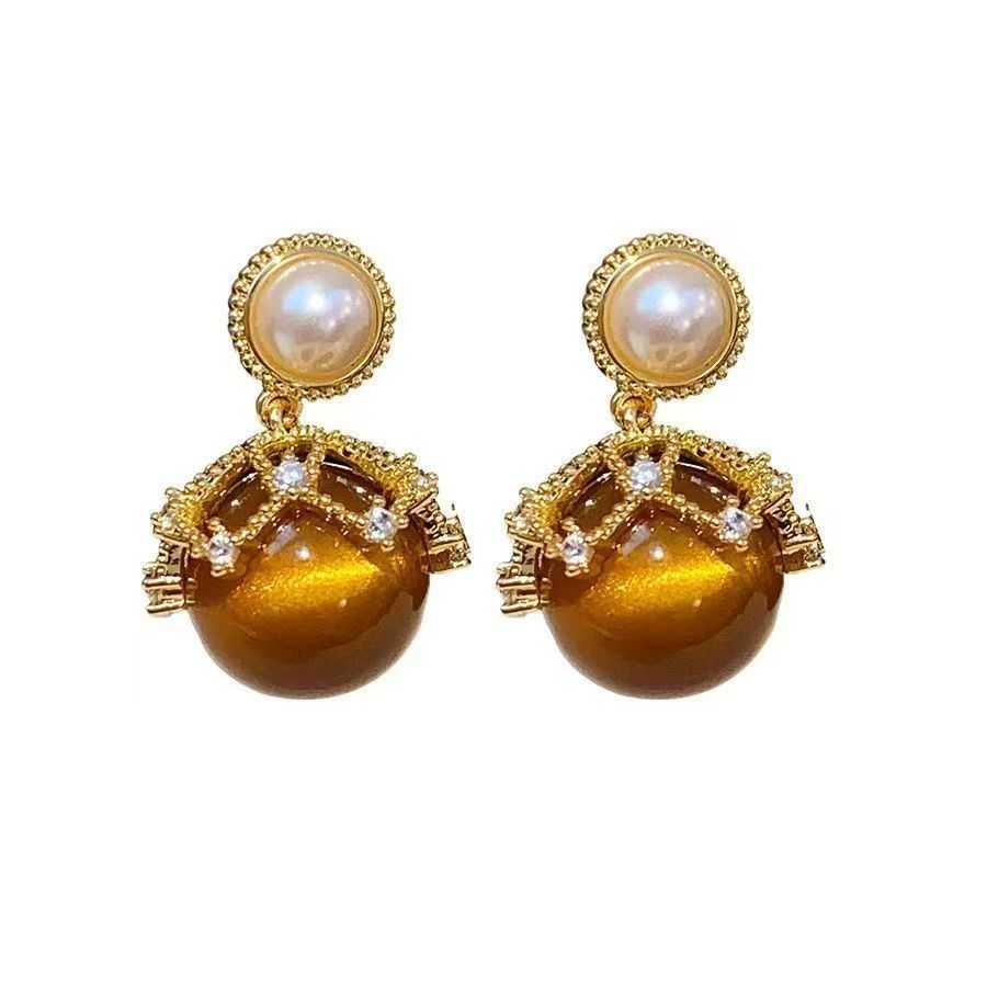 Women's 2026 Coffee Color Zircon Stud Earrings, Exquisite Versatile Elegant Shiny Rhinestone Light Luxury High-End Temperament Ear Jewelry